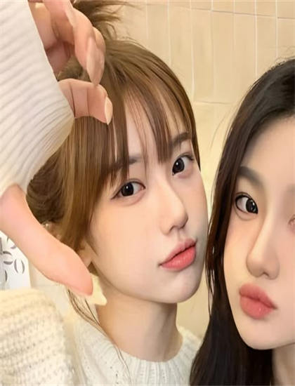 精品亞洲麻豆1區2區3區_美女洗澡的視頻現全身